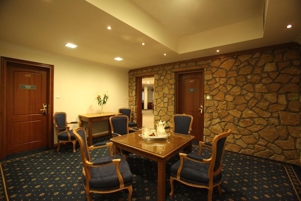 Afkos Grammos Boutique Hotel Resort Nestorion Exterior photo